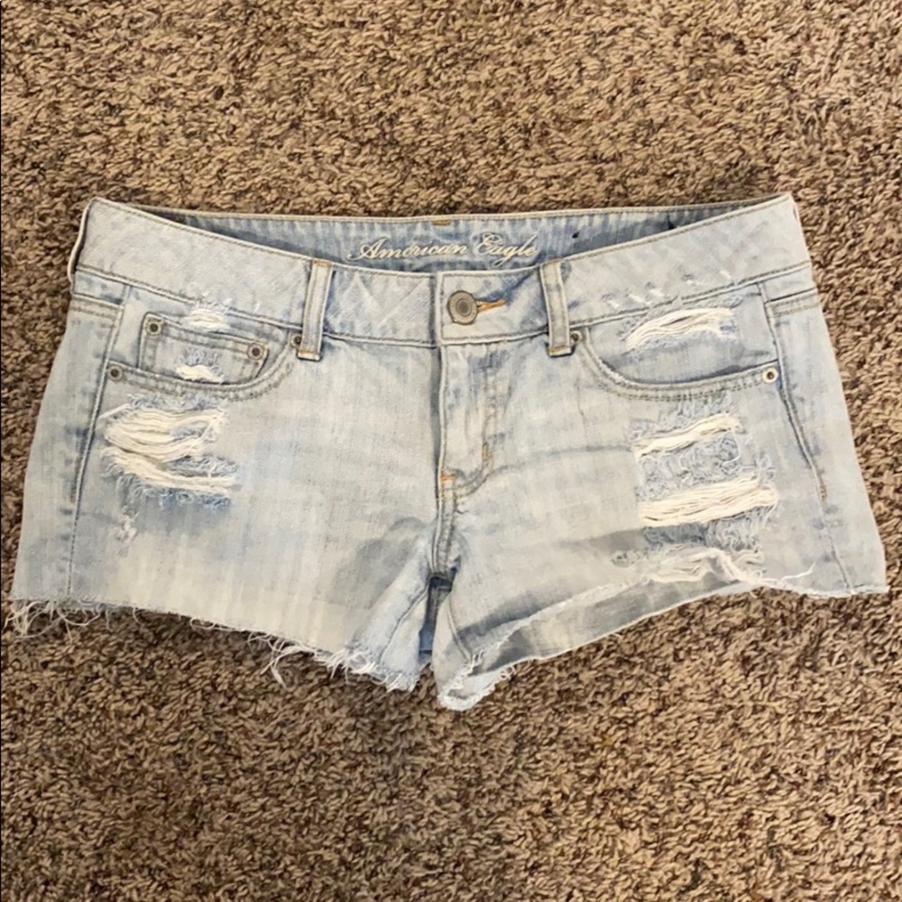 American Eagle light jean shorts